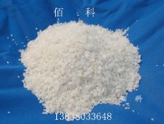 石英砂濾料的物理密度與堆積密度分別是多少？